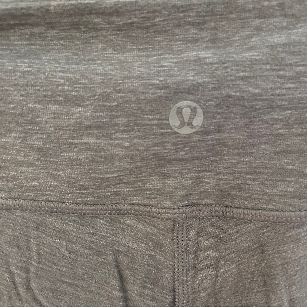 Gray Lululemon Super Soft Leggings Sz 6